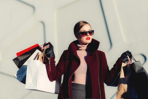 Stylisme simplifié : Astuces infaillibles pour trouver son style